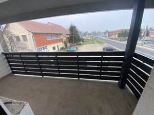 Erkélykorlát WPC kerítéselemekből