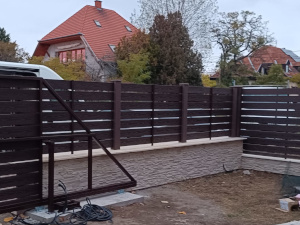 Motoros úszókapu távirányítással